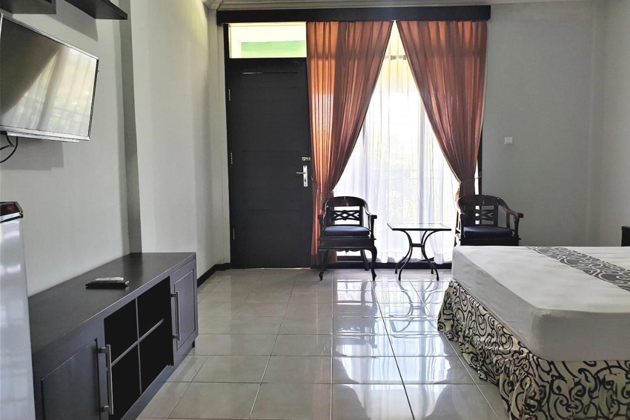 Hotel Oyo 3703 Bula Matari 2*